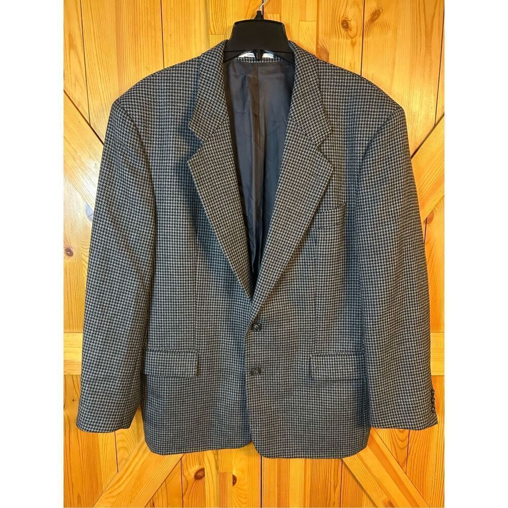 Hugo Boss Houndstooth Plaid Corleone Blazer Sport Coat Size 44R Lambswool Jacket